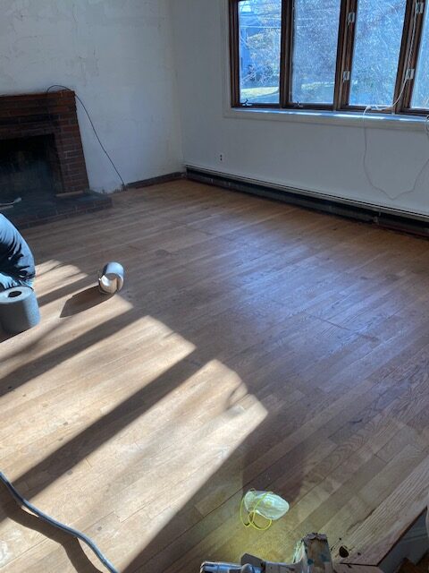 Client in Burlington bought an older house after getting divorced and needed to create a more appealing bachelor pad…..Master Service to the rescue!!
